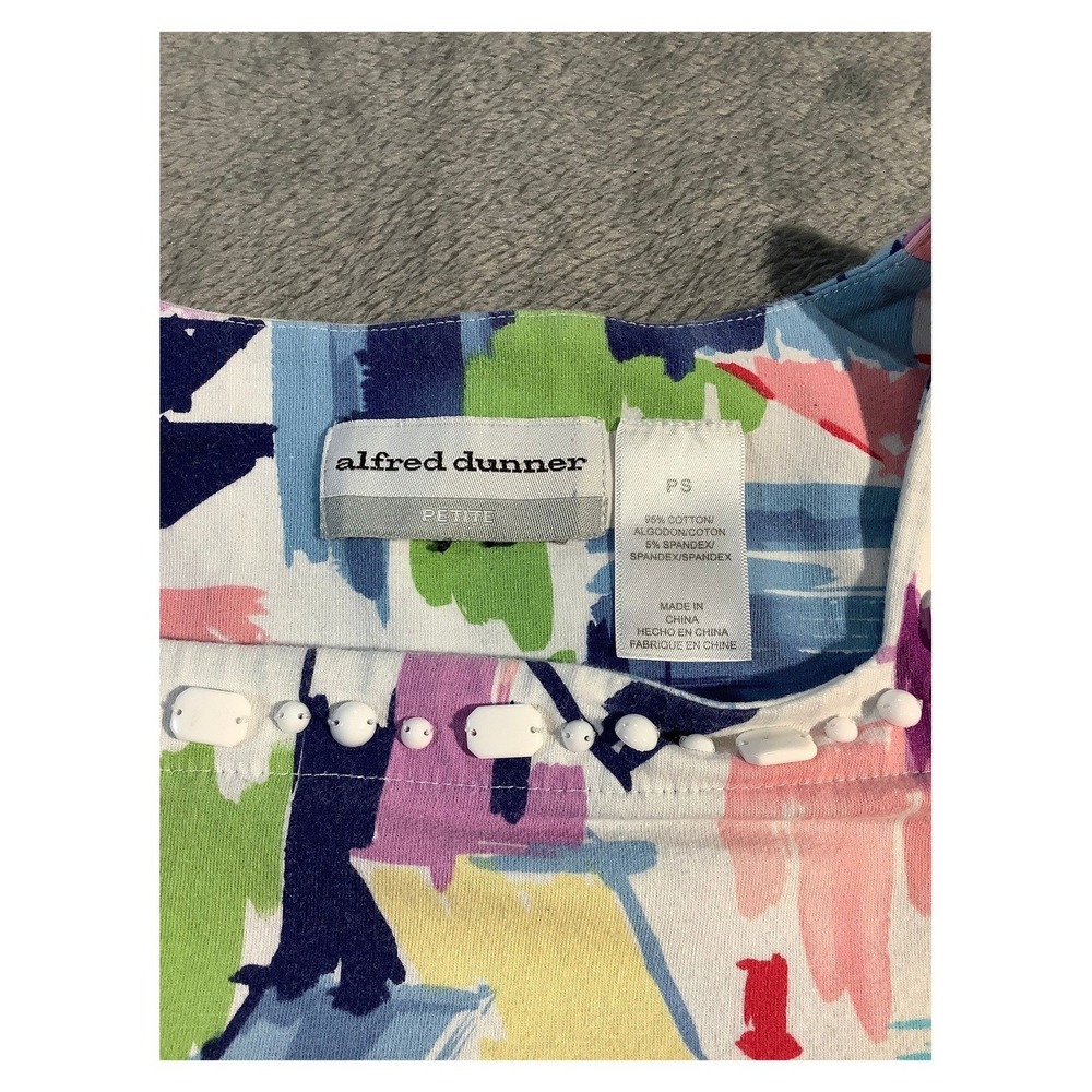Alfred Dunner Petite PS Top Short Sleeve Square Neck Beaded Abstract Brushstroke - Picture 2 of 6